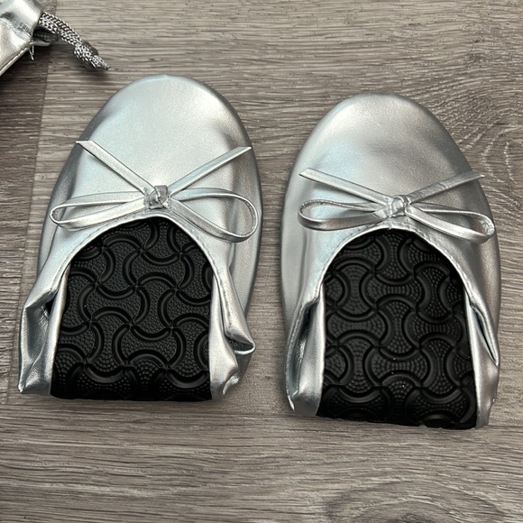 Miss to Mrs Bridal Dancing Shoes Small Silver - Picture 3 of 5